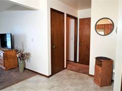 Apt1-6