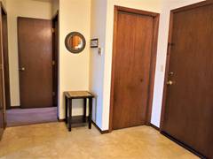 Apt 8-6